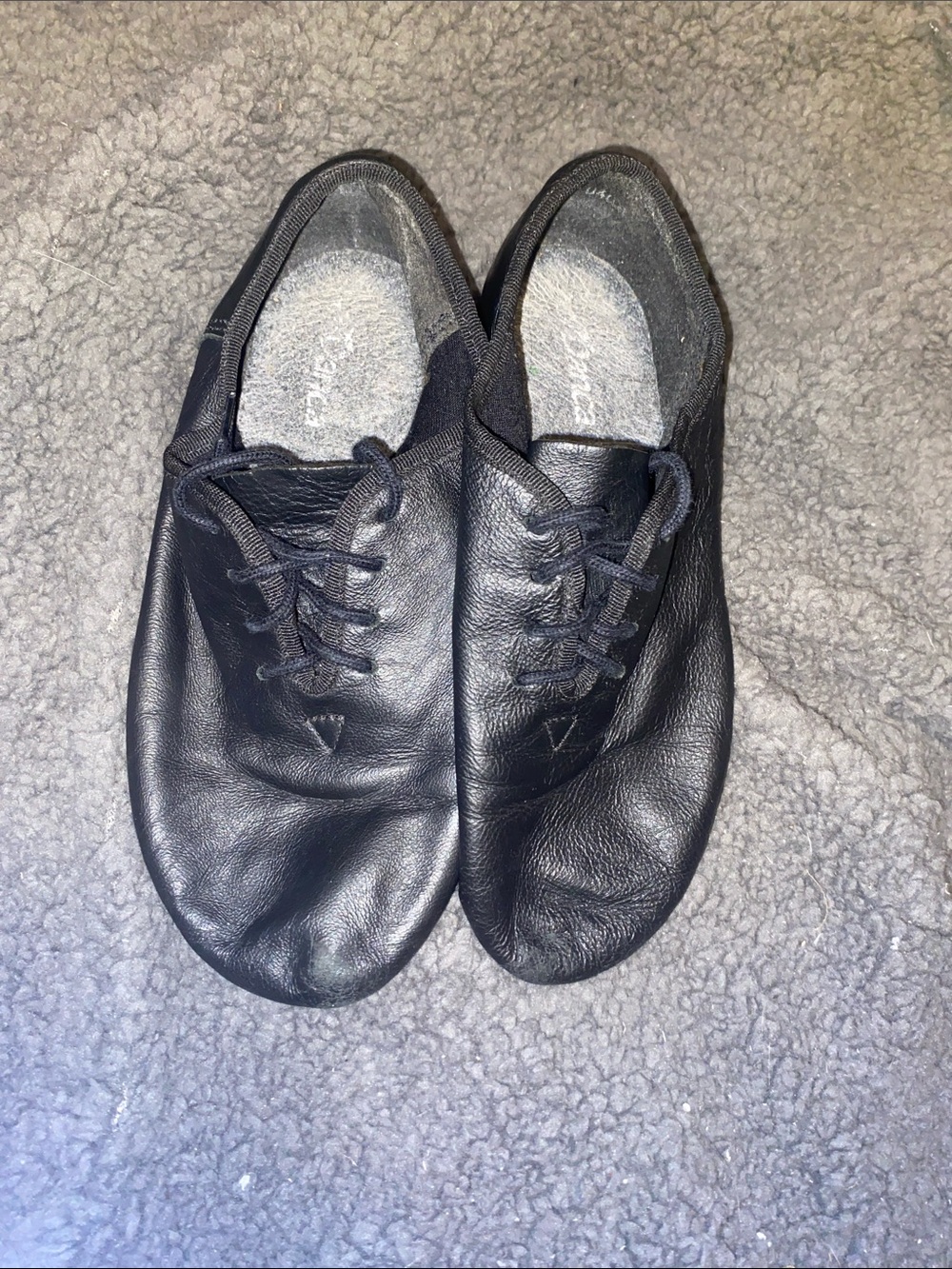 Women’s Black Leather Jazz Sneakers